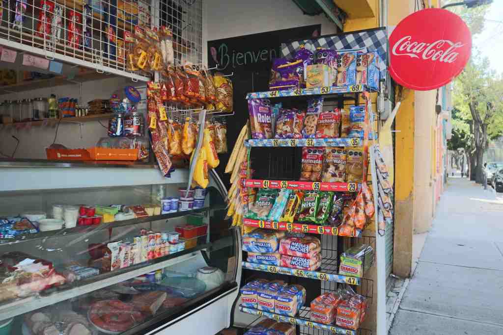 Tienda con comida chatarra