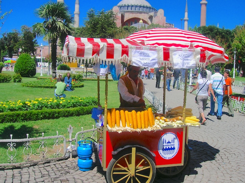 Elotes en Estambul