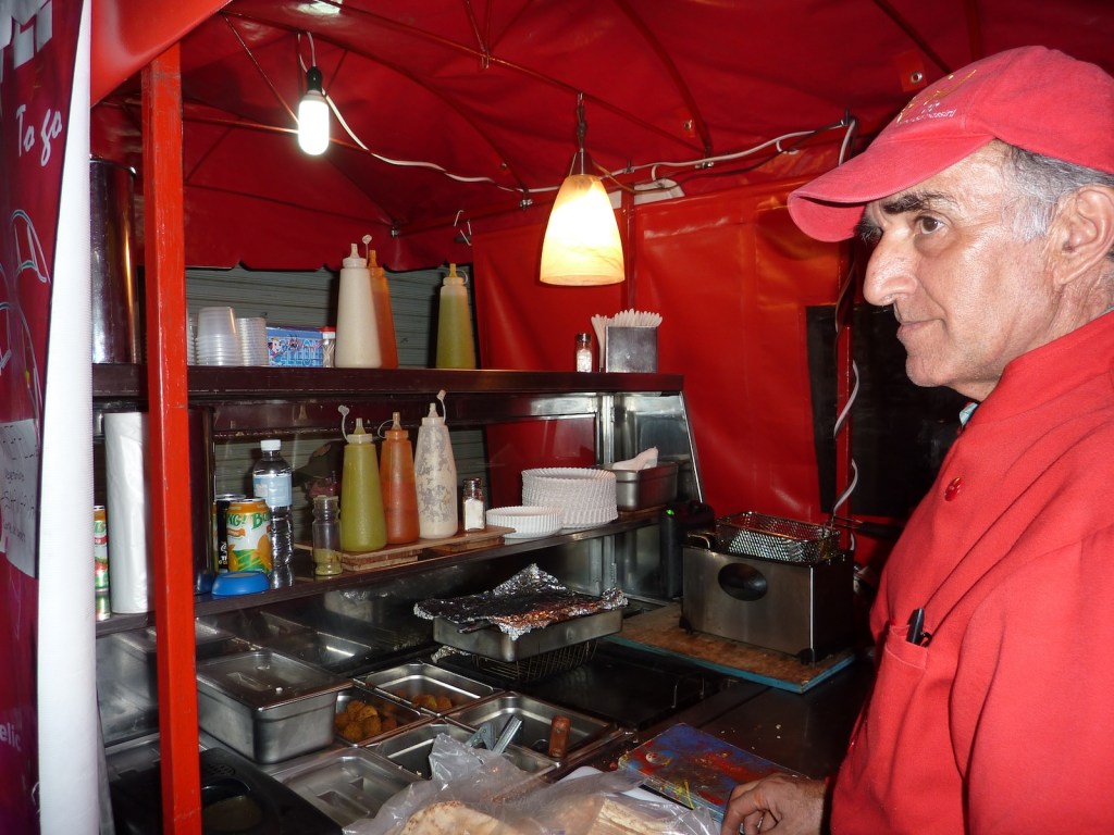 vendedor de falafel