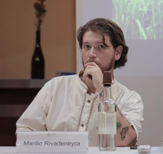 Imagen de Manlio Rivadeneyra