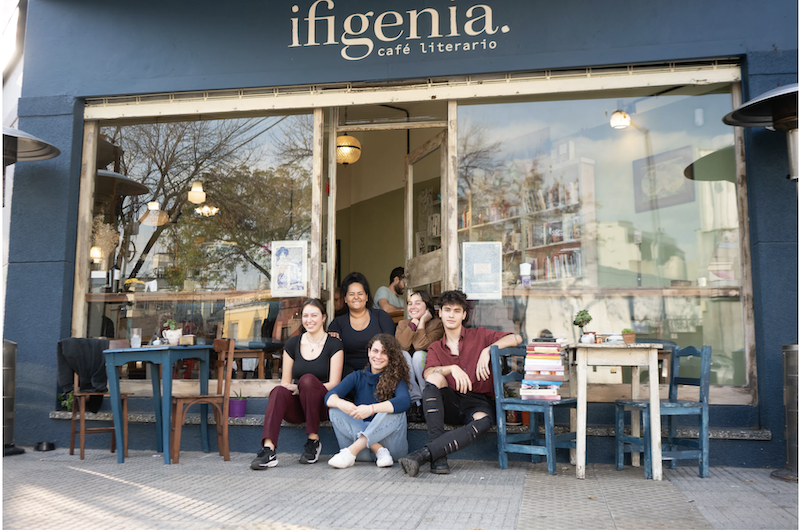 Ifigenia Café Literario BsAs @nora.malvina.fotografia