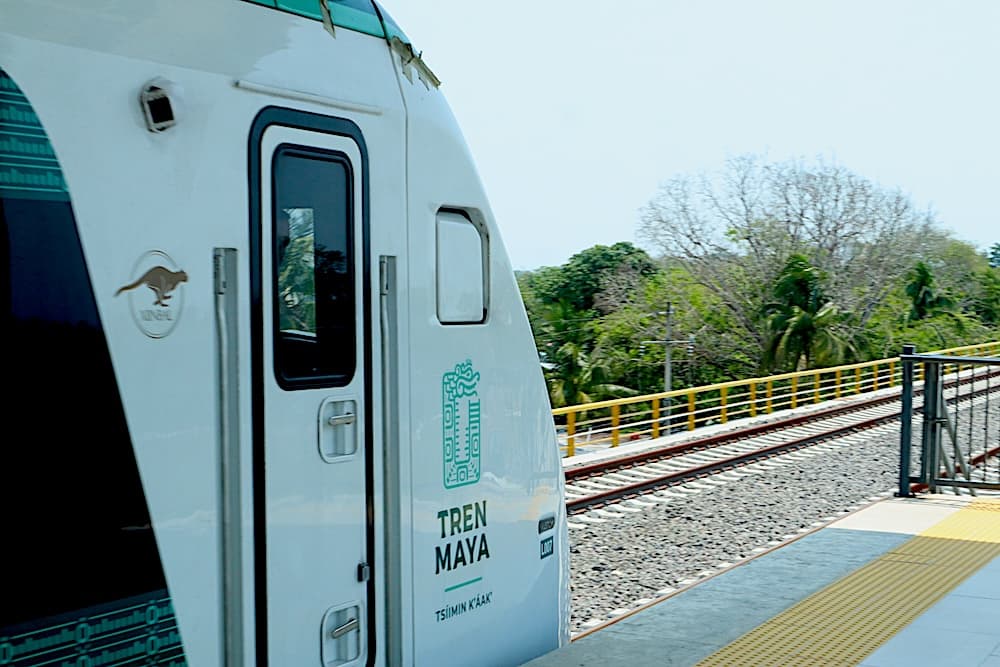 Vagón tren maya