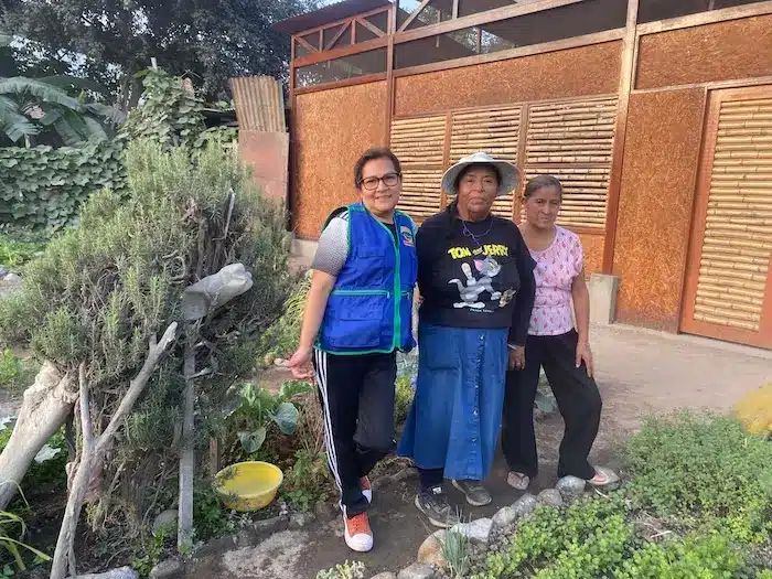 Mujeres Huerto ecologico Perú